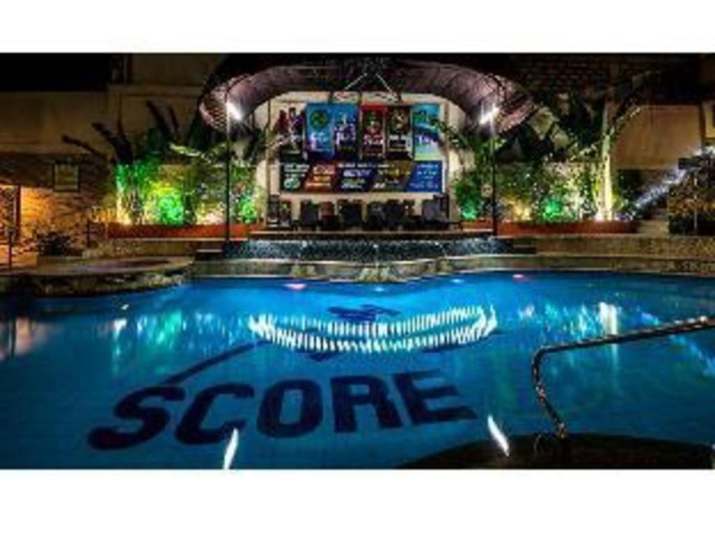 Score Birds Hotel Angeles Kültér fotó